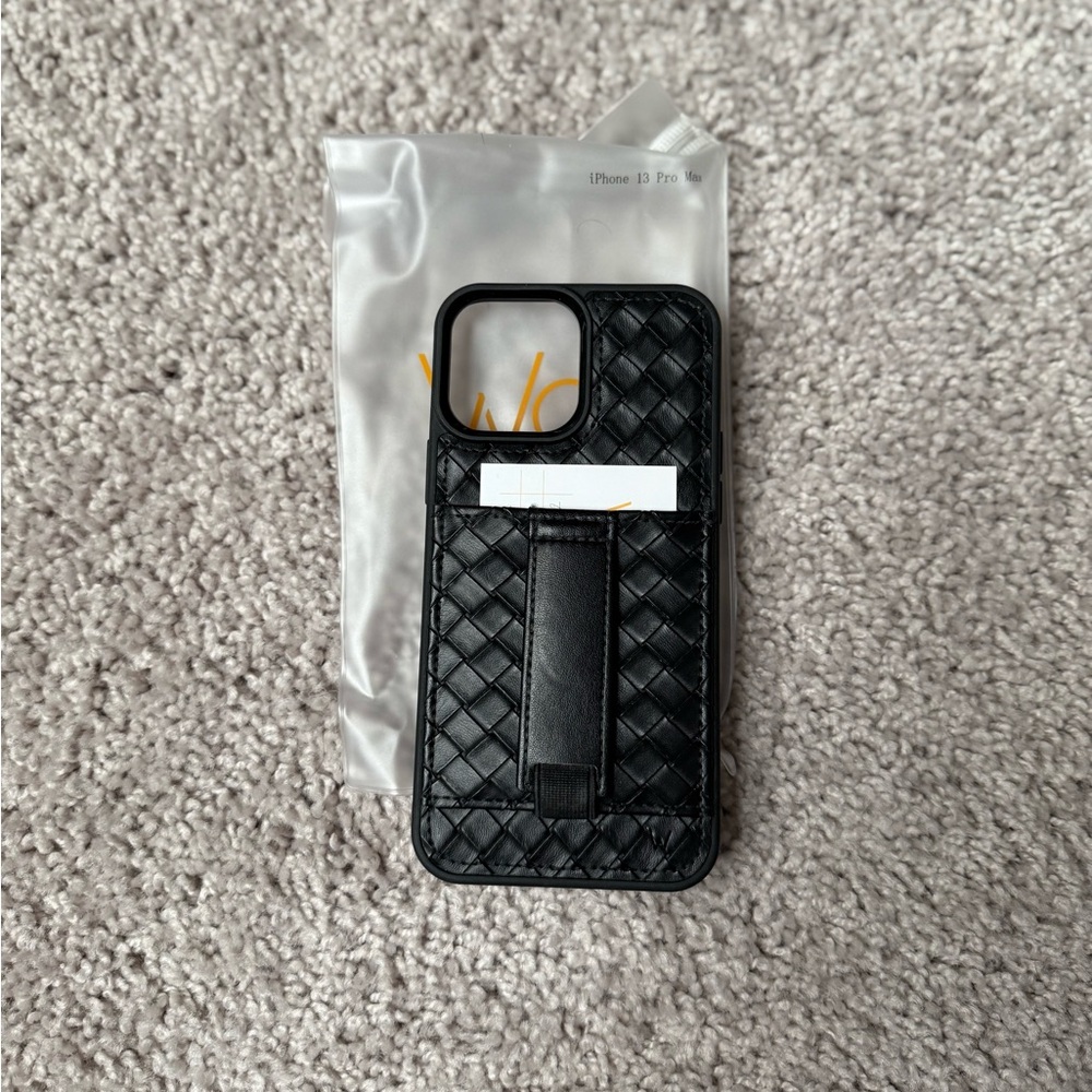 Walli Case Black Weave iPhone 13 Pro Max